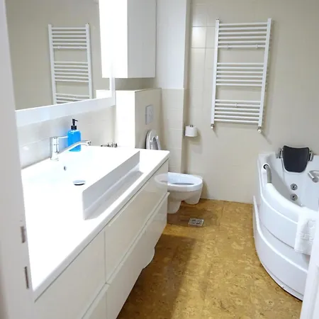 Smart Tei Apartment *